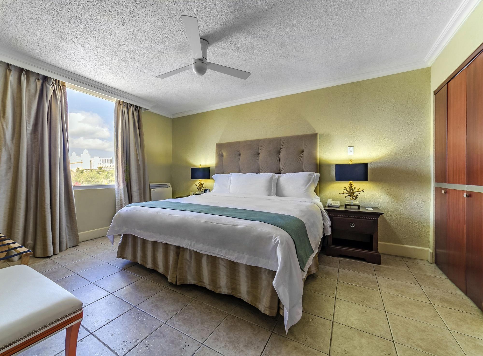 מלון פאלם ביץ' Tryp By Wyndham Aruba (Adults Only) מראה חיצוני תמונה